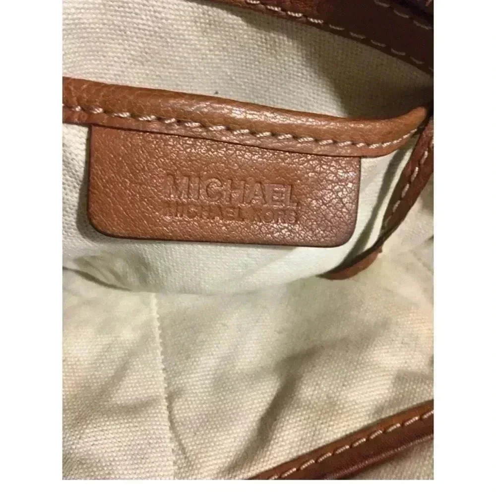 Michael kors brown distressed leather shoulder handbag - Picture 4 of 13